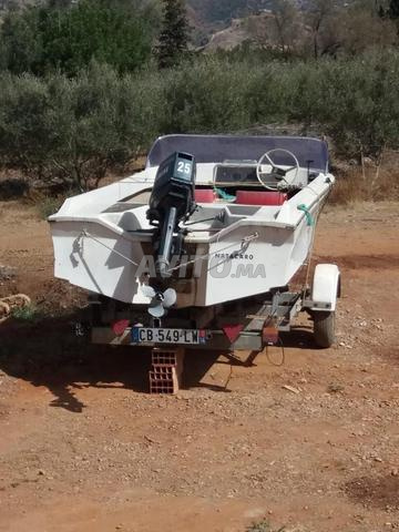 Bateau 4.40 m moteur yamaha 25 cv