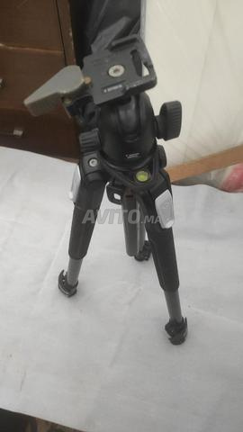 Trépied Manfrotto 190 avec rotule 496RC2 originale