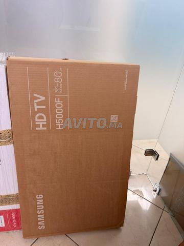 TV Samsung HD 43 pouces 2500 dhs