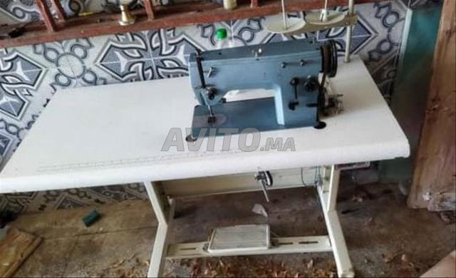 Machine à coudre à broder de Rabat