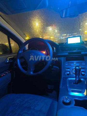 Peugeot 3008 AUTO, 6CV, dewn 22 - 2