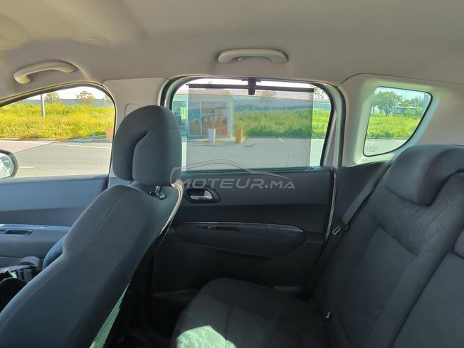 Peugeot 3008 AUTO, 6CV, dewn 22