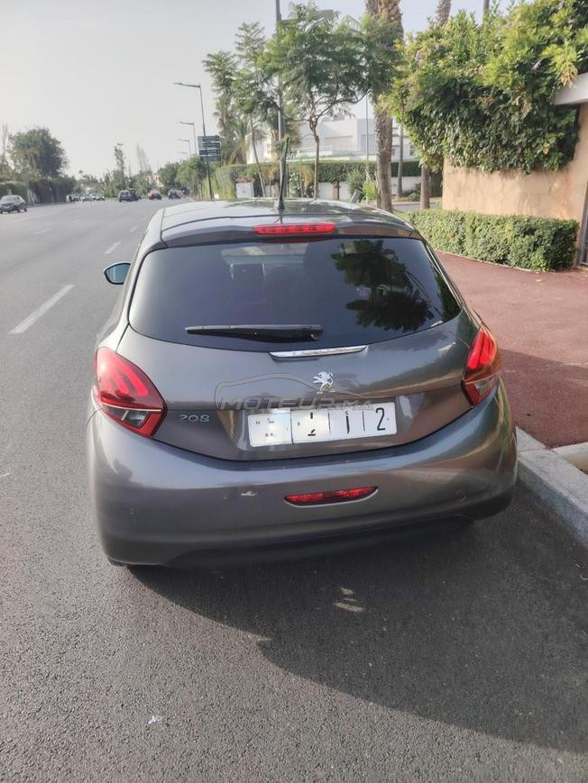 Peugeot 208 Diesel Manuelle 2019 à Rabat