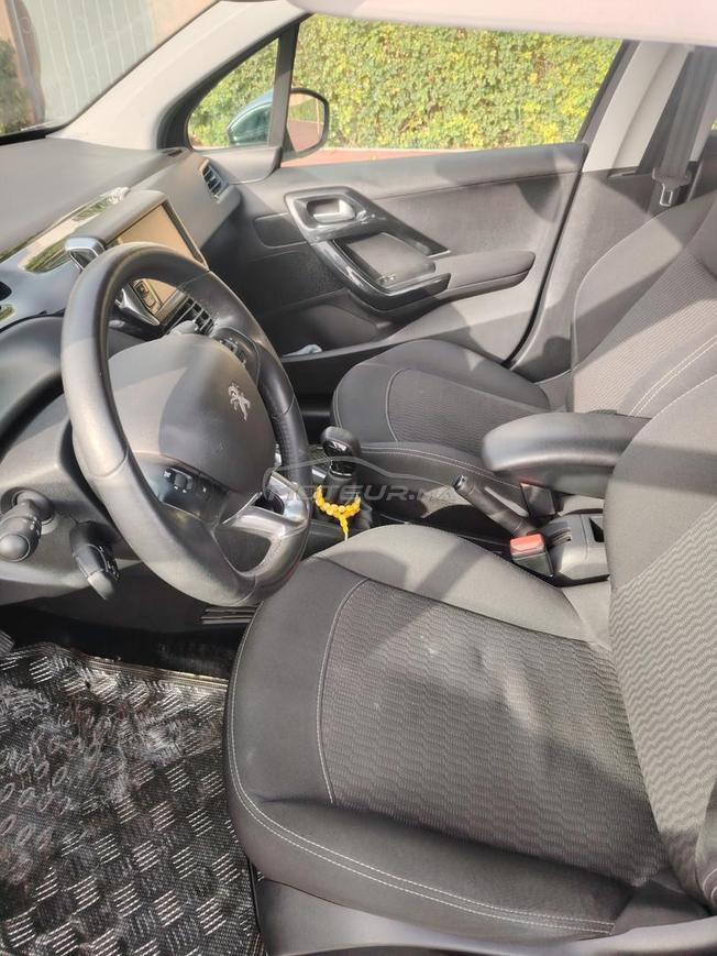 Peugeot 208 Diesel Manuelle 2019 à Rabat