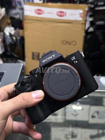 À Vendre : Sony A7 III Boîtier Nu (Très bon état)