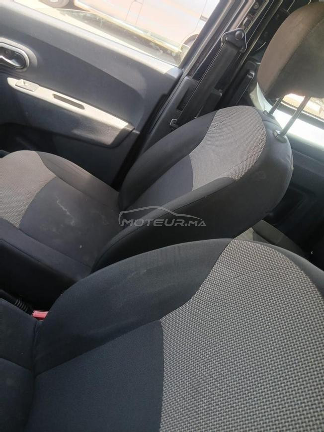 سيارة للبيع dacia dokker