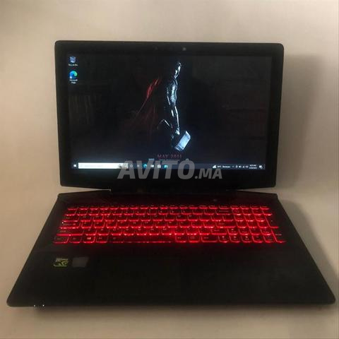 Lenovo i7 double carte graphique RAM 16 disque 256 SSD
