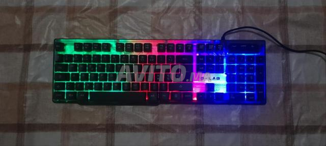 لوحة مفاتيح الألعاب G-LAB KEYZ NEON RGB بالحجم الكامل