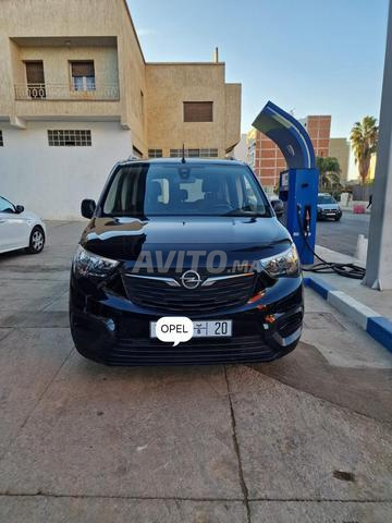 أوبل كومبو ديزل يدوية 2022 في مكناس