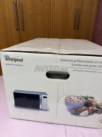 ميكروويف Whirlpool جديد - 2