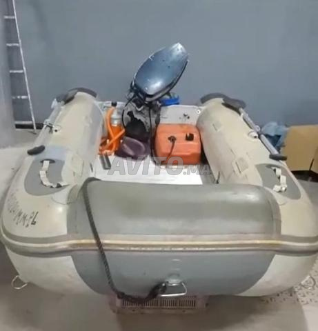 قارب زودياك قابل للنفخ