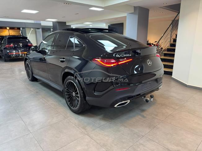 mercedes GLC 300 d juste 1200 km