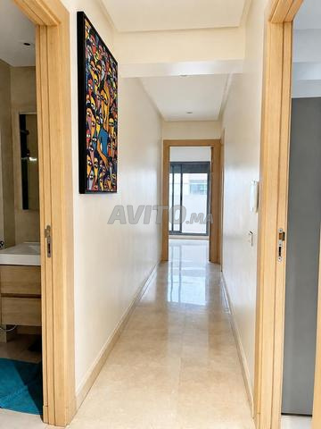 Superbe appartement traversant sans vis à vis