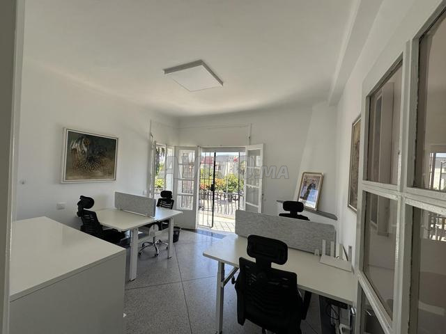 Bureaux professionnels à louer – AI HUB Rabat
