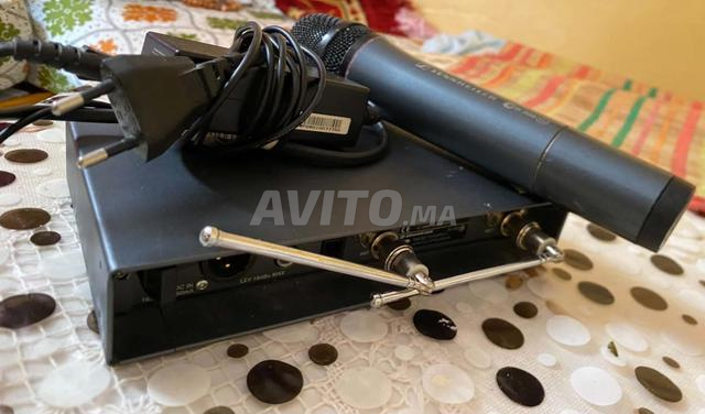 Micro sans fil Sennheiser EW 300 G2 SKM 300 - 2