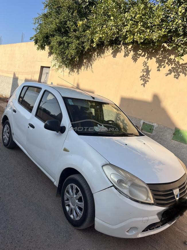 Dacia Sandero Essence Manuelle 2010 à Lqliaa