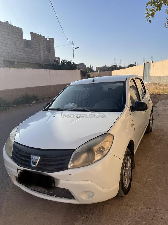 Dacia Sandero Essence Manuelle 2010 à Lqliaa