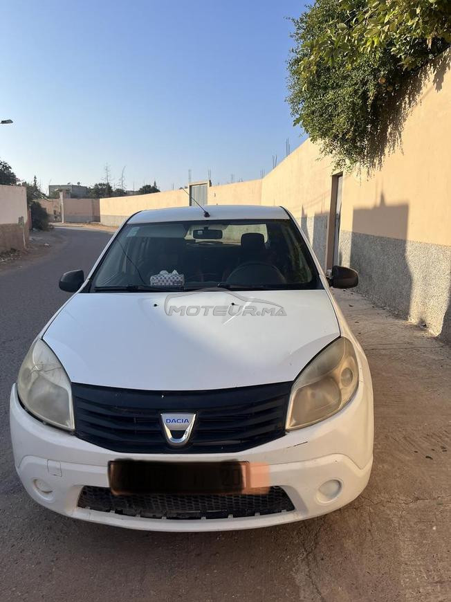 Dacia Sandero Essence Manuelle 2010 à Lqliaa