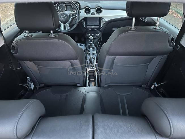 Opel Adam 1er main 2018 kilométrage 28000km