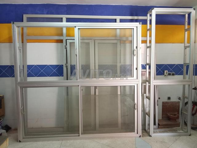 Vitrine à vendre