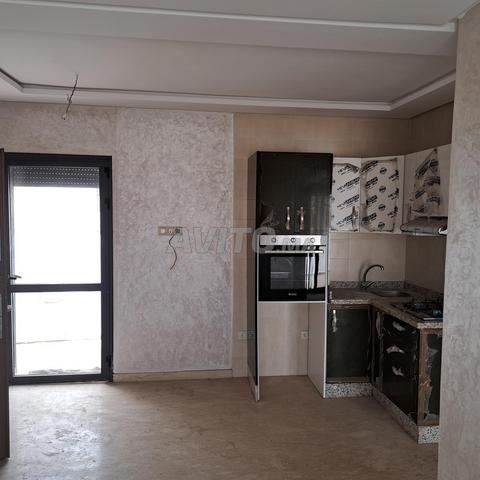 Studio neuf et vide à louer - 2