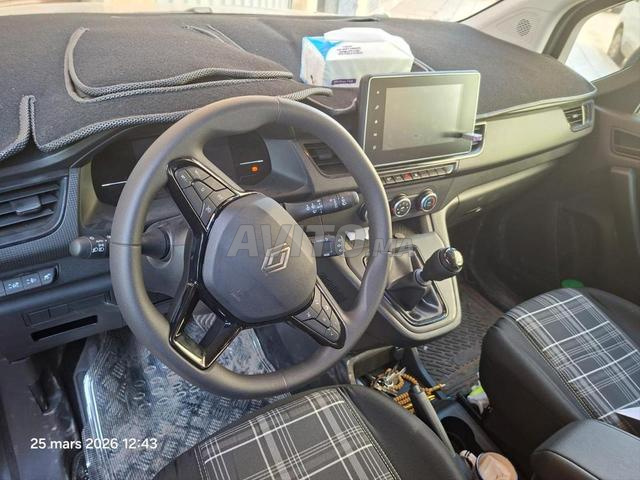 Renault Kangoo Diesel Manuelle 2025 à Casablanca - 2