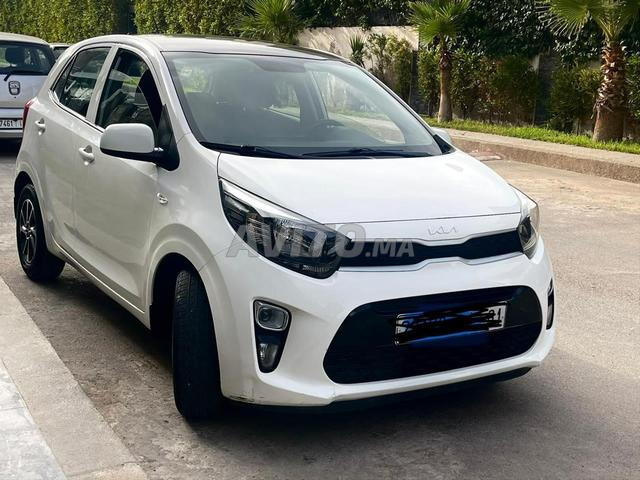 كيا بيكانتو بنزين يدوية 2022 بالدار البيضاء
