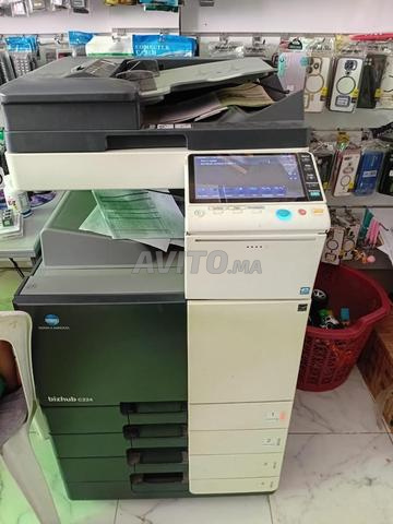 معدات مكتبية للبيع بحالة ممتازة