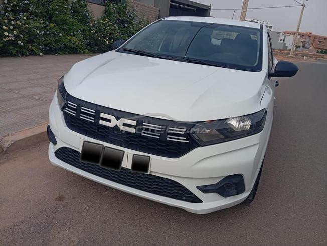 Dacia Logan Essence Manuelle 2024 à Laâyoune