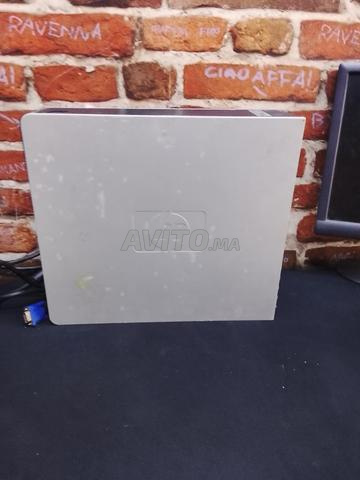 PC post utilisé propre, toujours en bon état, prix fixe - 2