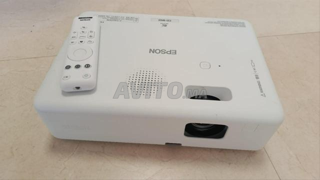Projecteur EPSON CO-W01 - 2