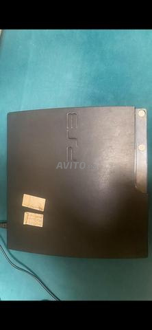 PS3 Slim 2 manettes