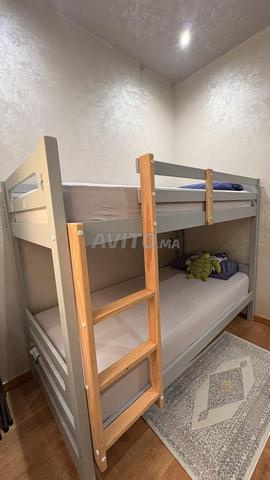 Ensemble lit et armoire à vendre - 2