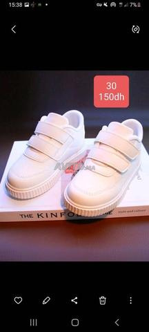Chaussures disponibles et livraison gra-tuite - 2