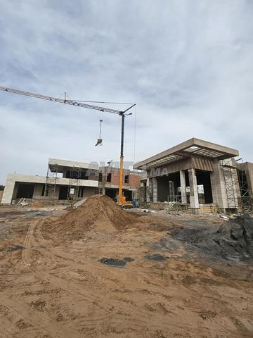 للبيع - رافعة LIEBHERR K28 سريعة التركيب - 2