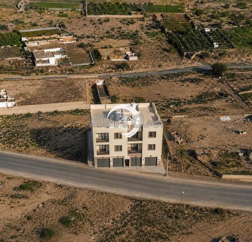 Terrain 104 m² Constructible R2 à Aourir - 2