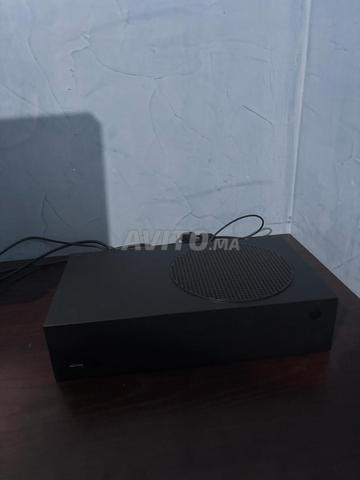 Xbox Series S 1TB ويد التحكم - 2