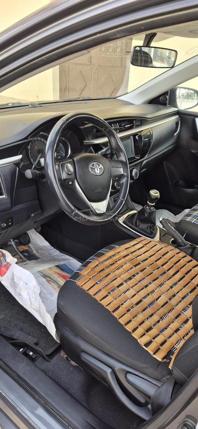 toyota corolla premier main très bonne état 