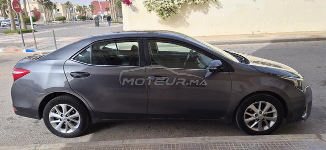 toyota corolla premier main très bonne état 
