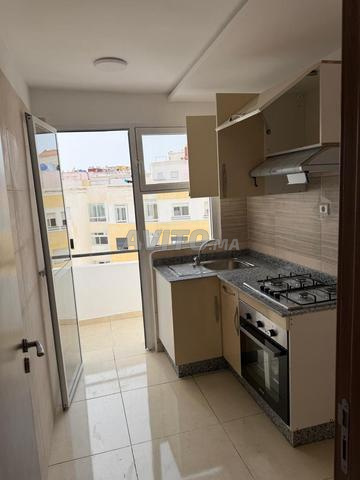شقة مفروشة جميلة جداً Addoha Val Fleuri - 2