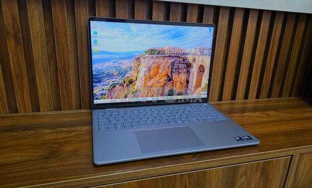 Dell 16 Plus Ultra 9 288V 32GB RAM 1TB SSD 