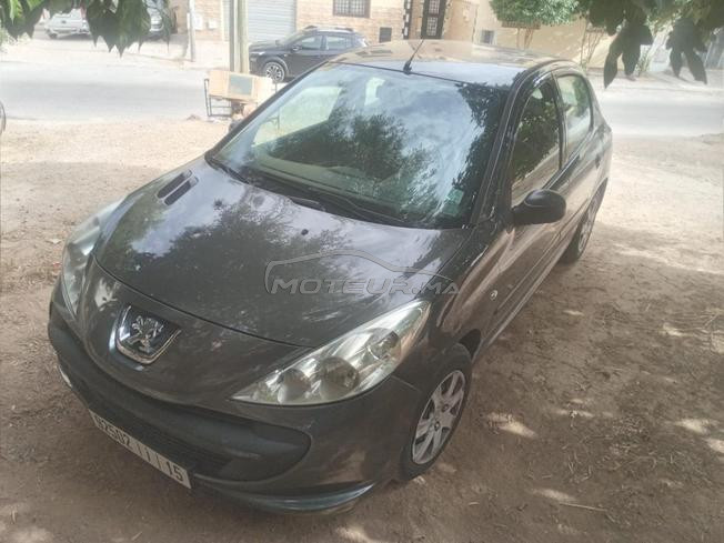 Peugeot 206 Essence Manuelle 2013 à Fès