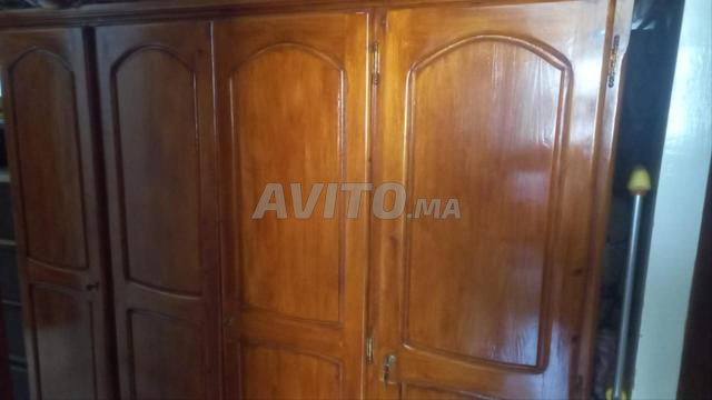 سرير مزدوج وخزانة بأربعة أبواب - 2