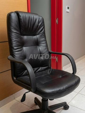 Chaise de bureau ergonomique noire – Très bon état