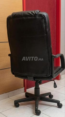 Chaise de bureau ergonomique noire – Très bon état - 2