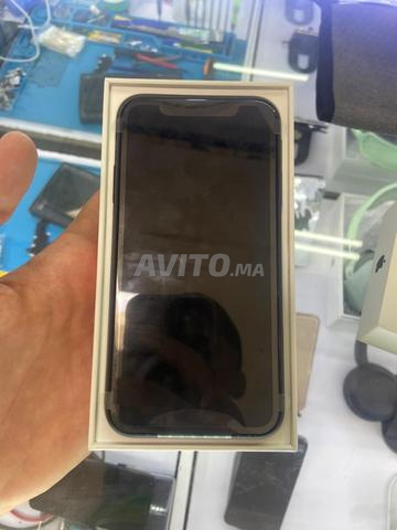 iPhone 11 Jami Active - 2