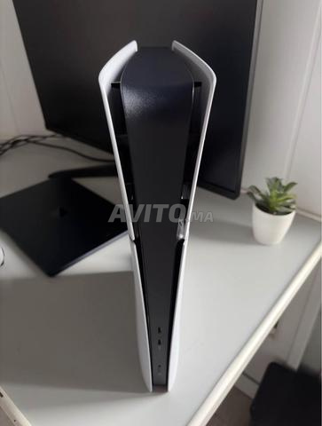 Ps5 slim comme neuf - 2