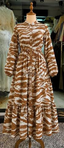 كسوة صدايف كراميل M L xl xxl الثمن 140درهم