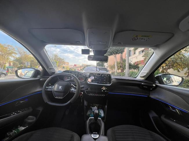 Peugeot 208 Diesel Manuelle 2022 à Rabat