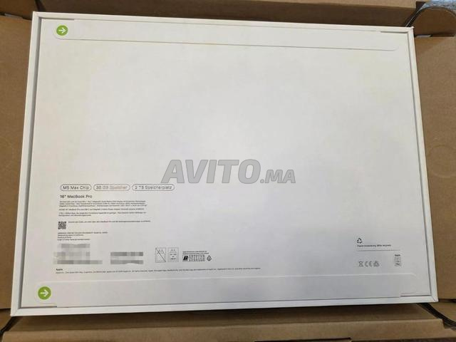 MacBook Pro 16 pouces M5 Max 36 Go 2 To NEUF - 2